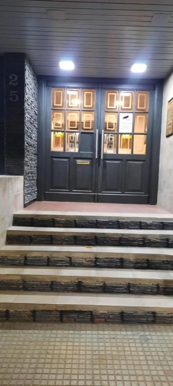 Mendoza 3 Dormitorios Con Balcones Y Alem Chic Monoambiente Y Mendoza Estudio Para 1 3 Apartamentos Εξωτερικό φωτογραφία